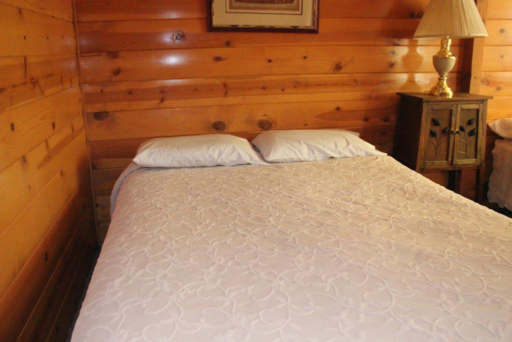 Twin Lakes Resort Bridgeport Værelse billede