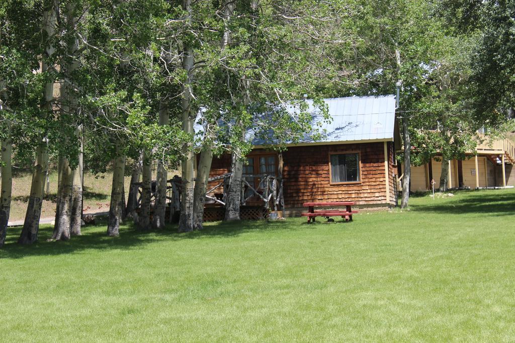 Twin Lakes Resort Bridgeport Eksteriør billede